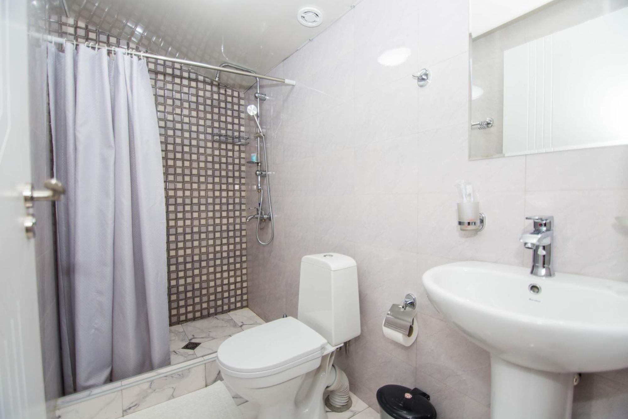Hotel Brick House Tbilisi Buitenkant foto